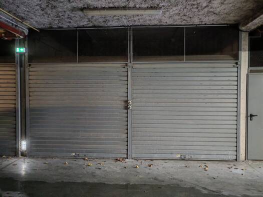 Parking à louer 350 € 26 m² Nord Le Pradet 83220