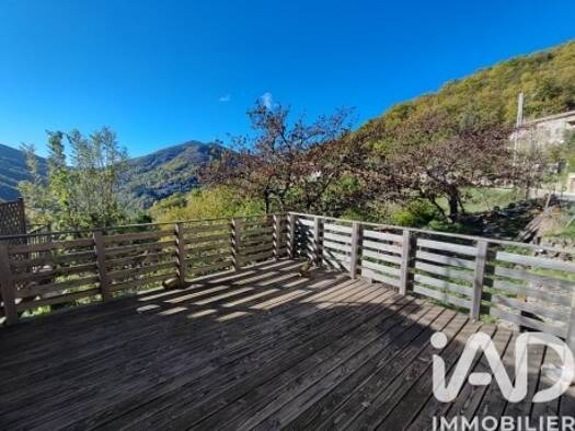 Maison à vendre 195 000 € 5 pièces 4 chambres 117 m² 605 m² de terrain Aizac 07530