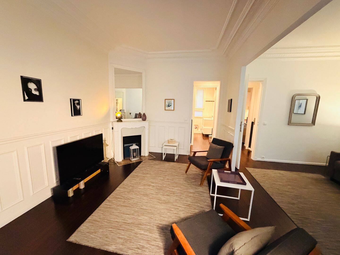 Appartement 2 pièces 43 m² · à Paris 7ème Arrondissement · 43 m² · 2 090 €/mois