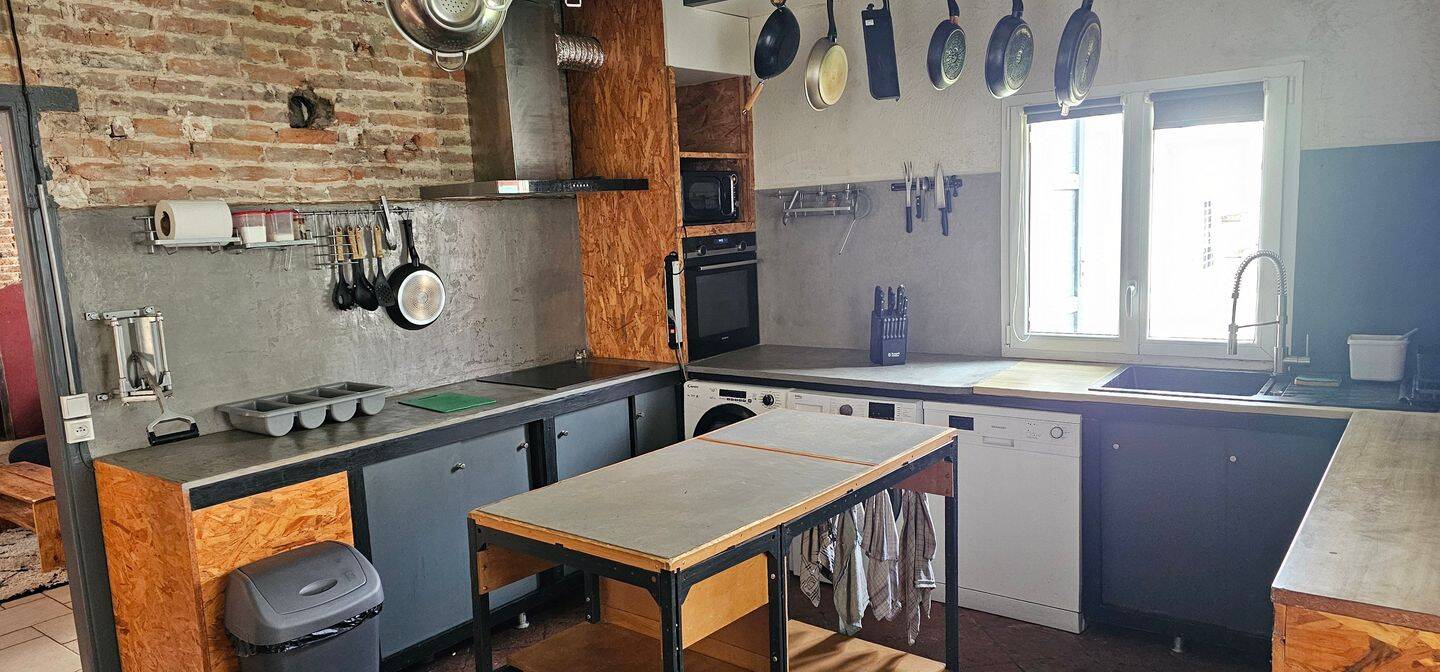 Maison 2 pièces 220 m² · à Montech · 220 m² · 350 000 €