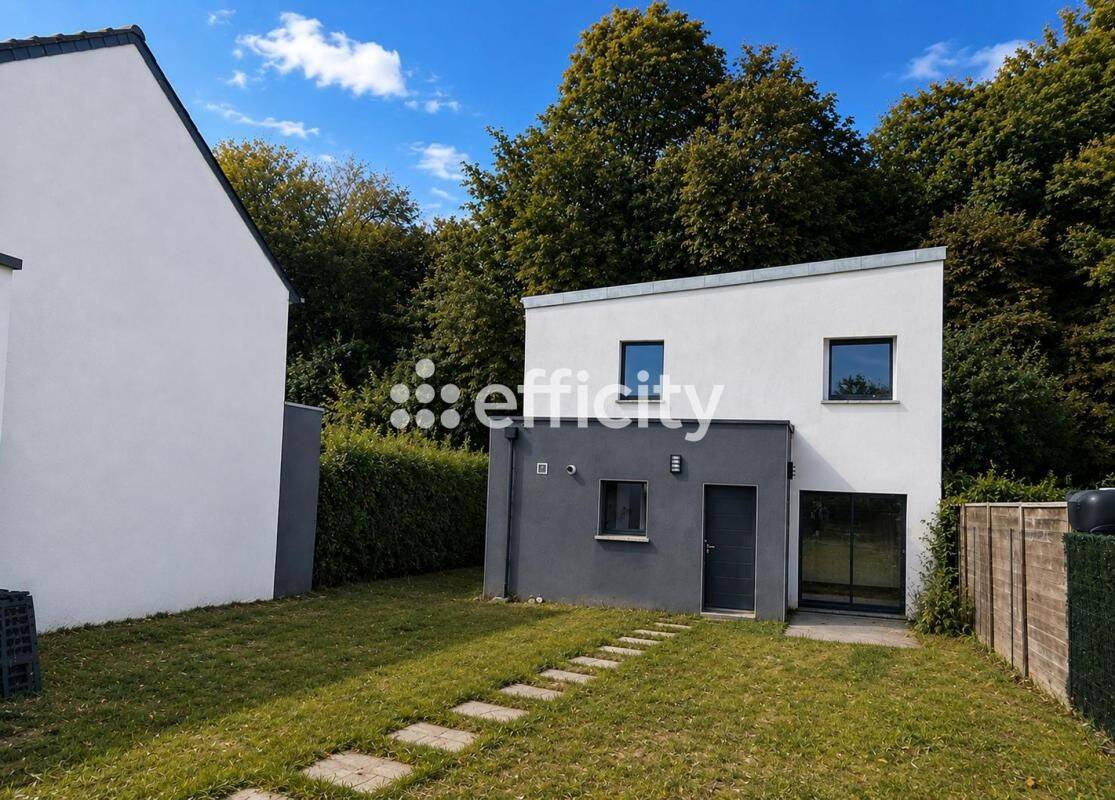 Maison 6 pièces 111 m² · à Orgères · 111 m² · 335 000 €