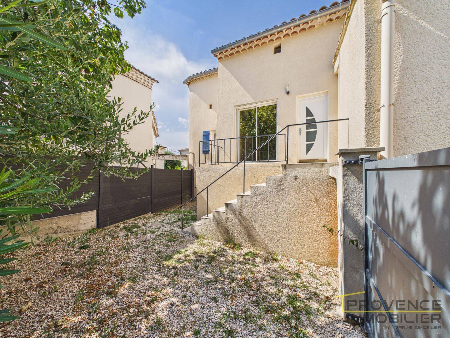 Maison 3 pièces 89 m² · à Malataverne · 89 m² · 195 000 €