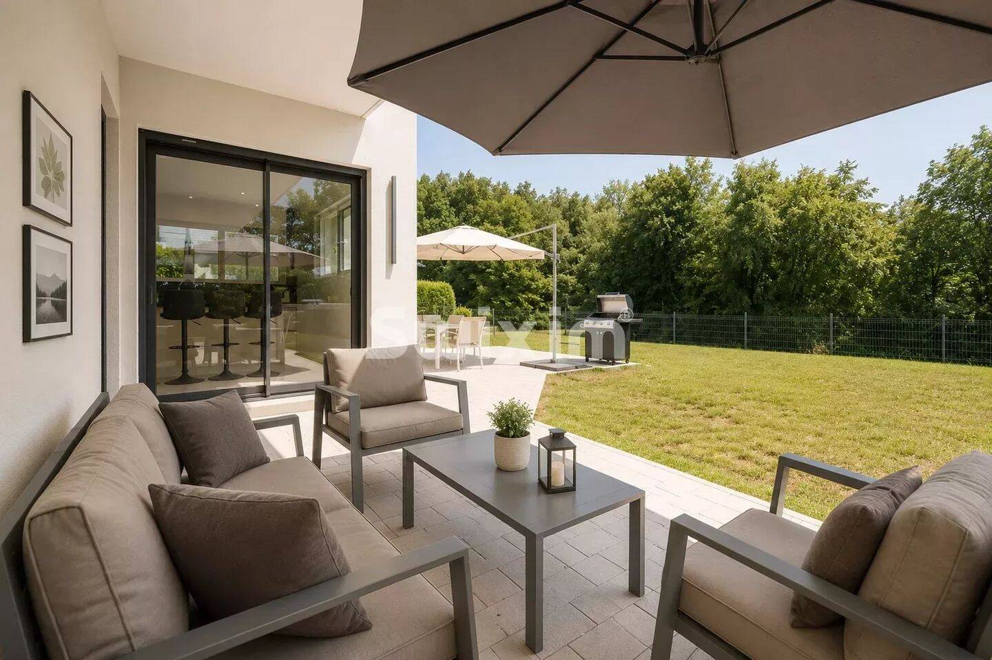 Maison 5 pièces 174 m² · à Cuvat · 174 m² · 1 100 000 €