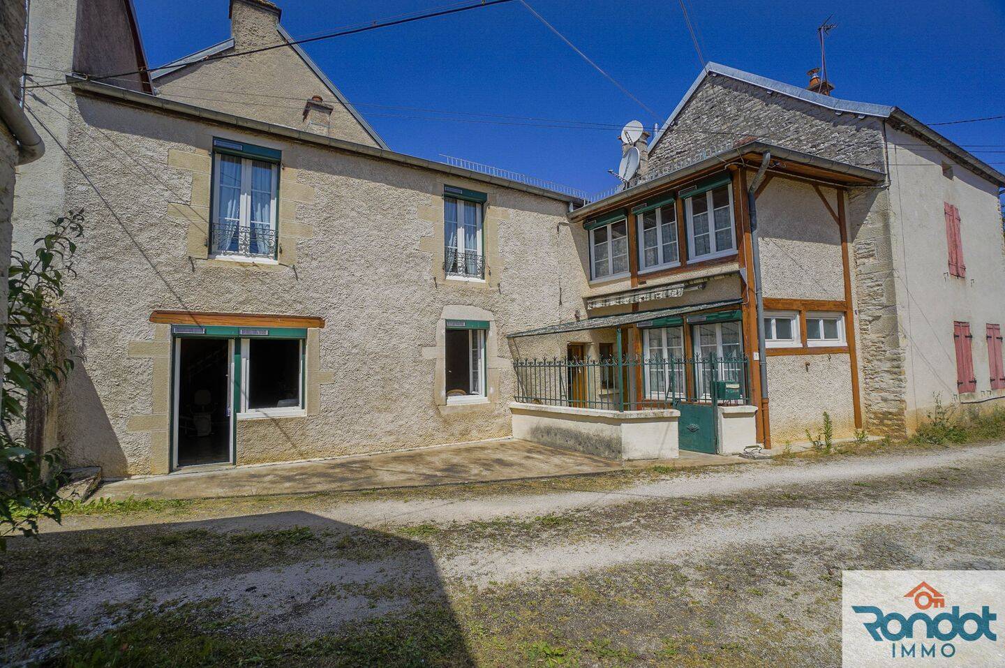 Maison 5 pièces 120 m² · à Marey-sur-Tille · 120 m² · 130 000 €