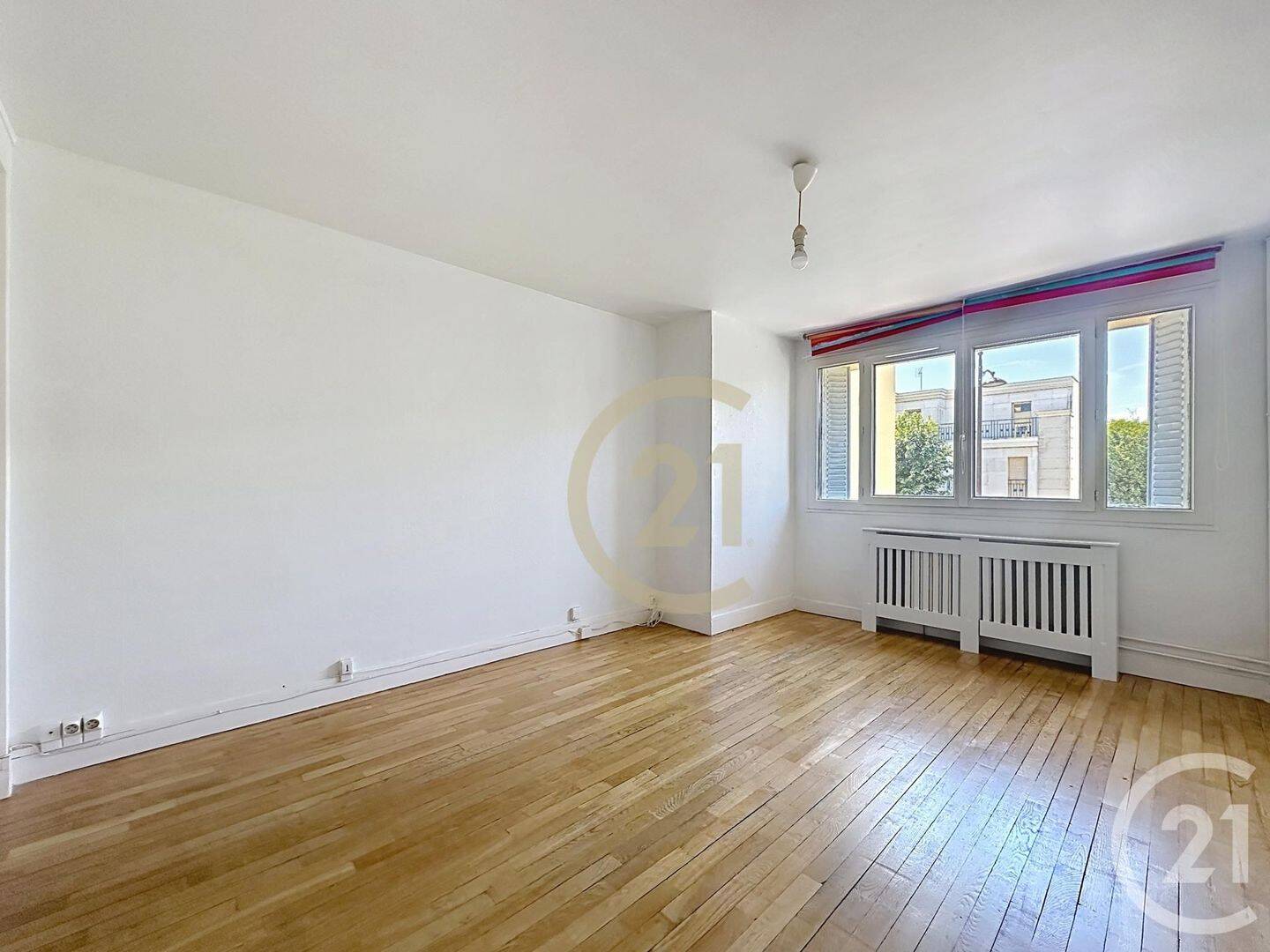Appartement 2 pièces 54 m² · à Versailles · 53,8 m² · 1 260 €