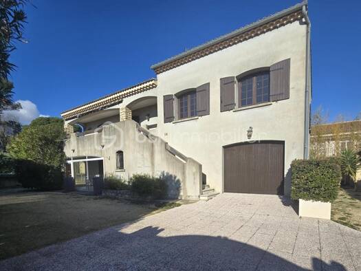 Villa à vendre 315 000 € 5 pièces 3 chambres 192 m² Ouest Pont-Saint-Esprit 30130