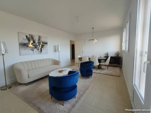 Appartement à vendre 150 000 € 3 pièces 2 chambres 60 m² Étage 2/3 Agora Granville 50400