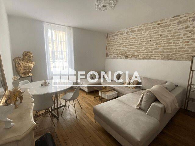 Appartement 3 pièces 71 m² · à Dijon · 70,6 m² · 1 090 €