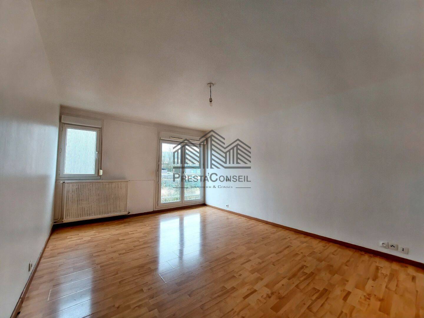 Appartement 4 pièces 83 m² · à Léry · 83 m² · 99 000 €