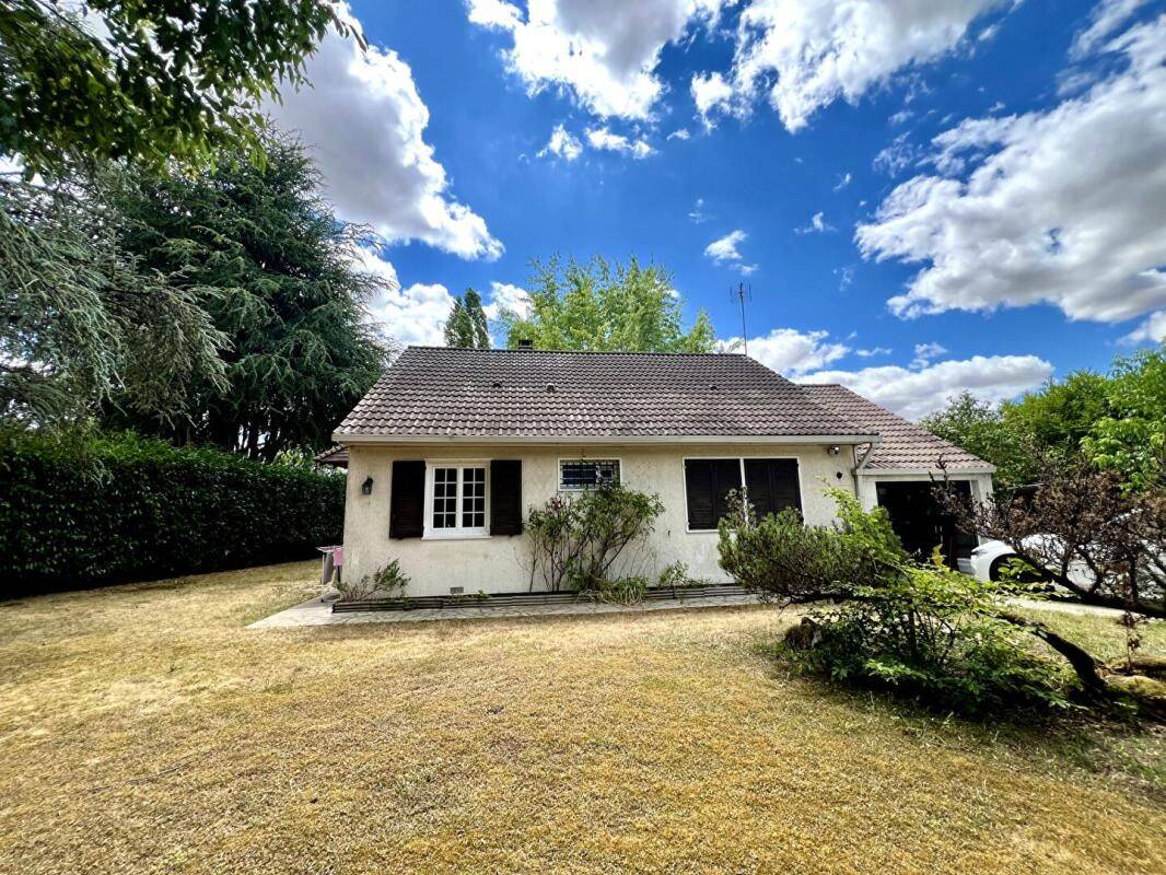 Maison 4 pièces 77 m² · à Ferrières-en-Gâtinais · 77 m² · 160 000 €