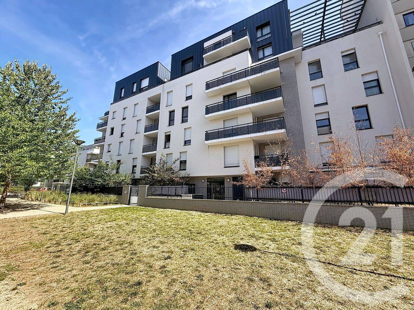 Appartement 2 pièces 41 m² · à Deuil-la-Barre · 40,8 m² · 1 000 €/mois