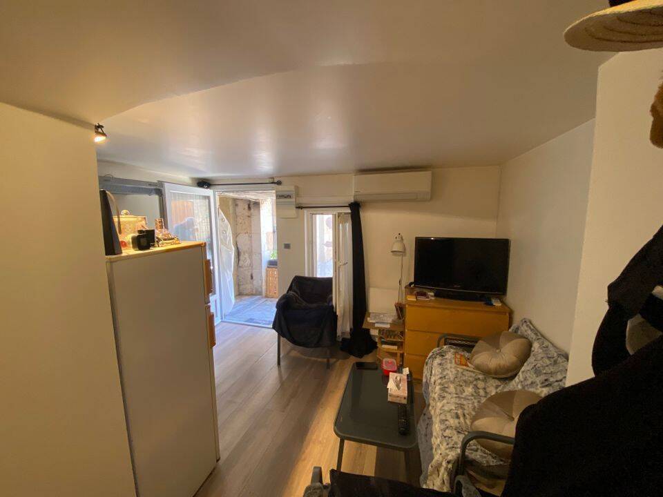 Appartement 1 pièce 17 m² · à Blaye · 17 m² · 350 €/mois