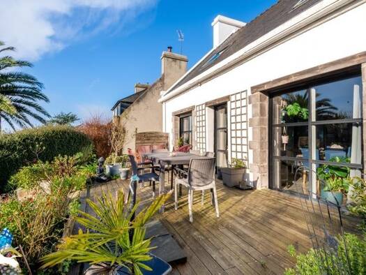 Maison à vendre 202 920 € 4 pièces 2 chambres 83 m² 520 m² de terrain Plouescat 29430