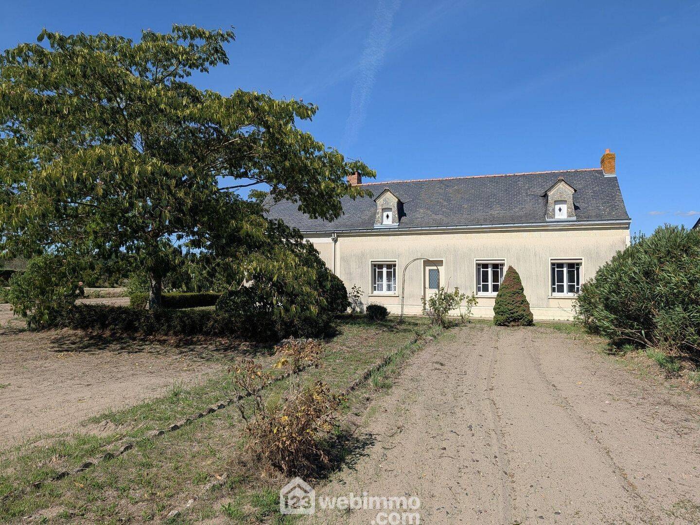 Maison 5 pièces 146 m² · à Loire-Authion · 146 m² · 228 900 €
