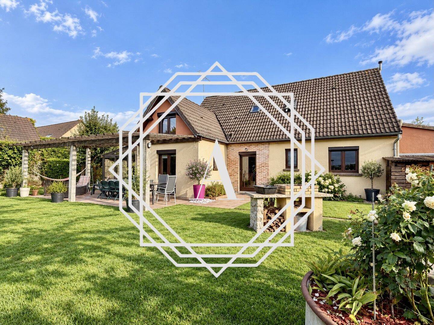 Maison 10 pièces 209 m² · à Méru · 209,1 m² · 334 720 €