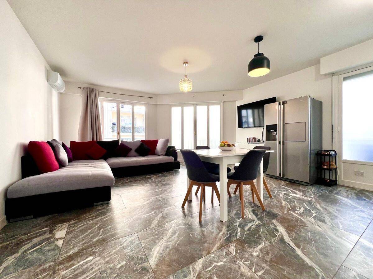 Appartement 3 pièces 68 m² · à Nice · 67,8 m² · 299 000 €