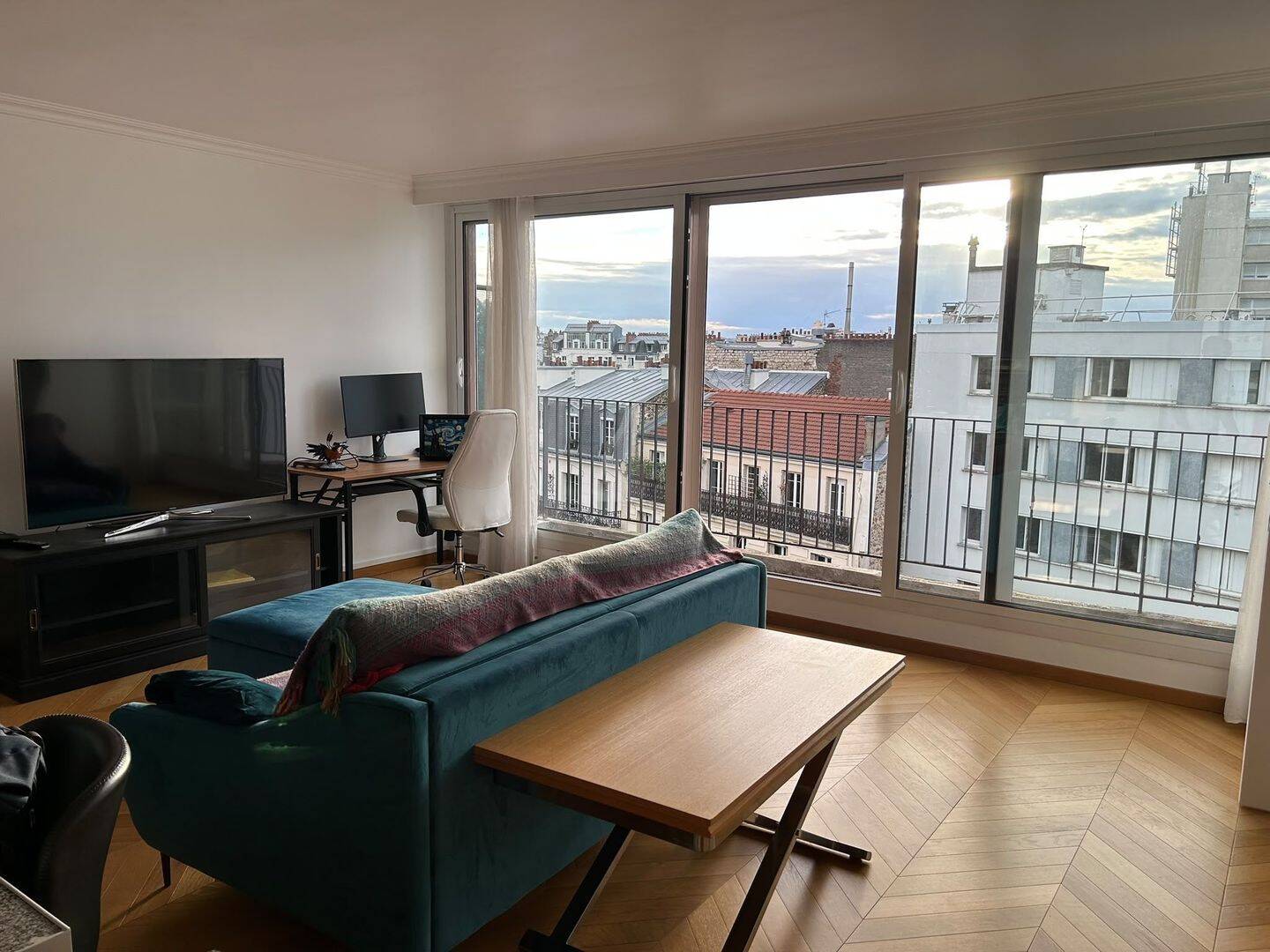 Appartement 2 pièces 52 m² · à Paris 14ème Arrondissement · 52 m² · 1 998 €/mois