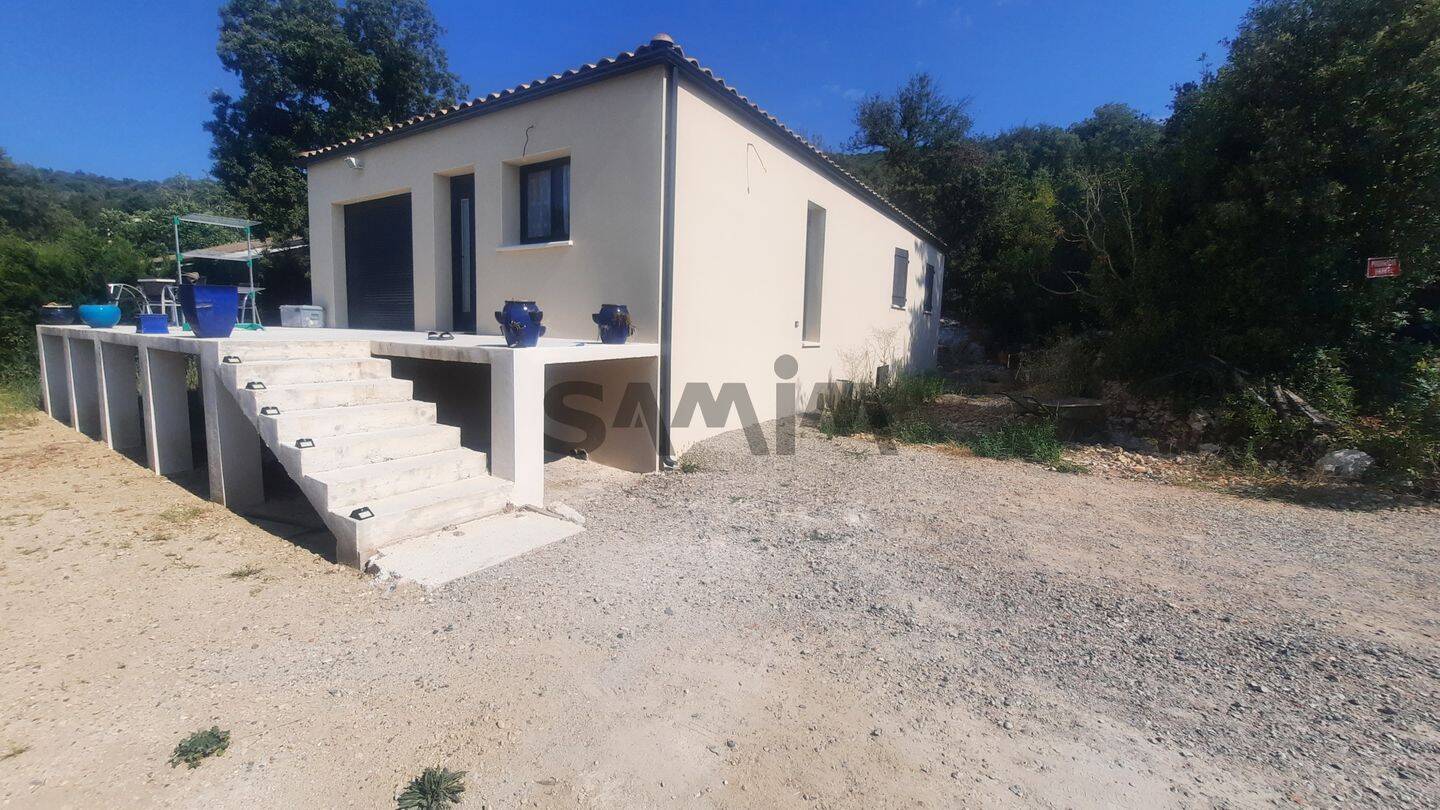 Maison 4 pièces 110 m² · à Saint-Hippolyte-du-Fort · 110 m² · 250 000 €