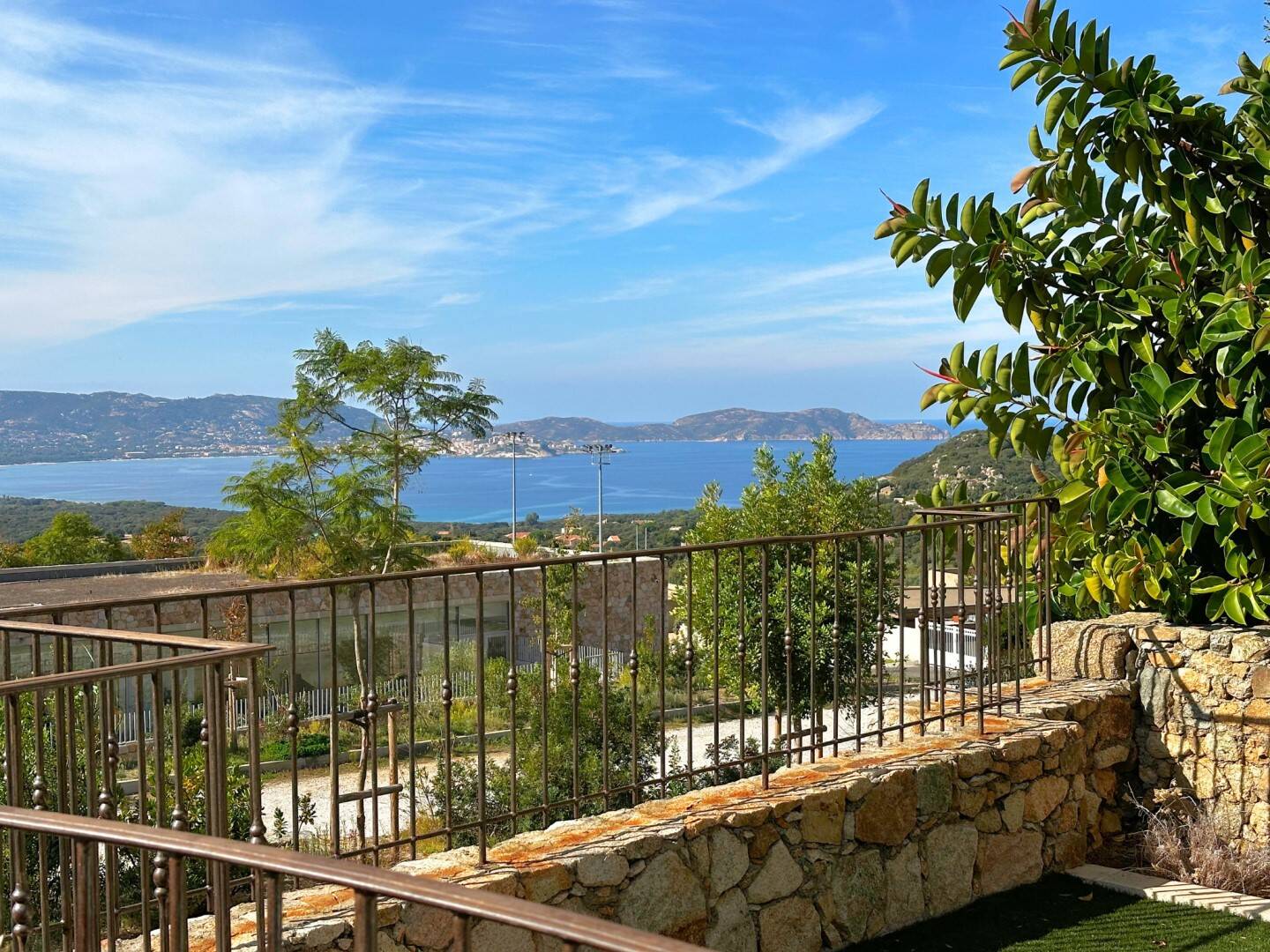 Maison 4 pièces 104 m² · à Lumio · 104 m² · 995 000 €