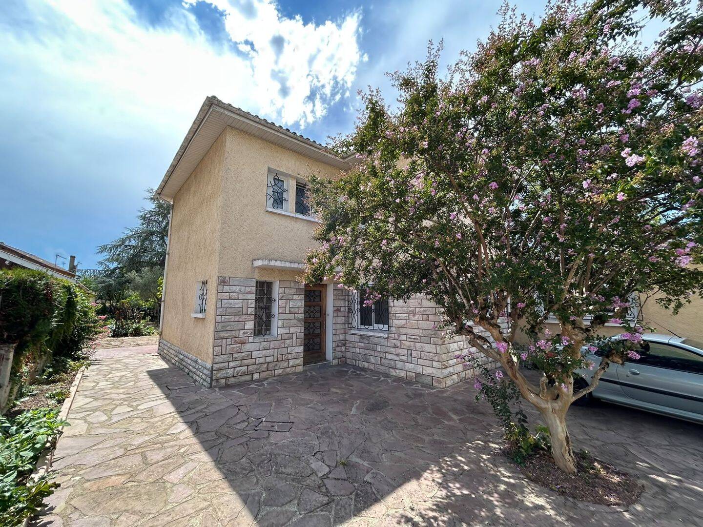 Maison 4 pièces 105 m² · à Auch · 105 m² · 1 100 €/mois