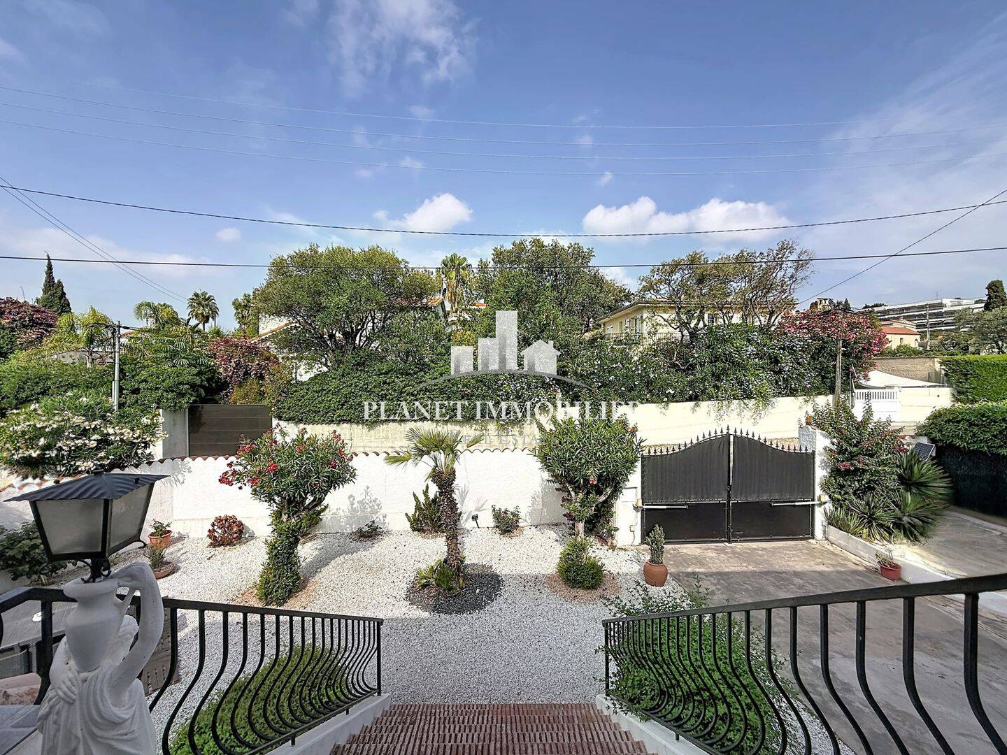 Maison 6 pièces 137 m² · à Antibes · 137 m² · 750 000 €