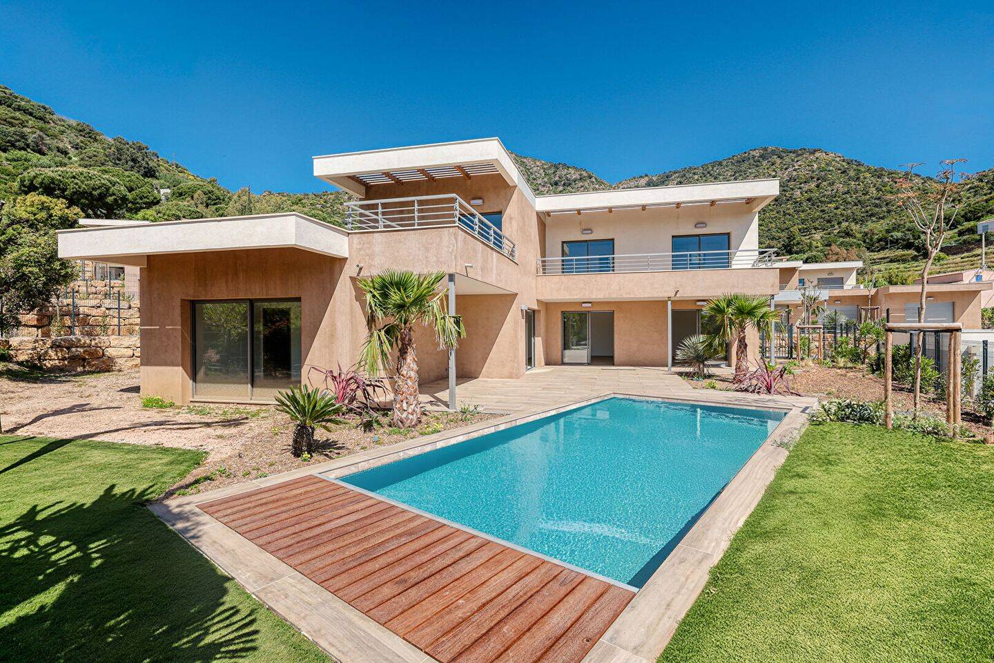 Maison 5 pièces 145 m² · à Le Lavandou · 145 m² · 1 735 000 €