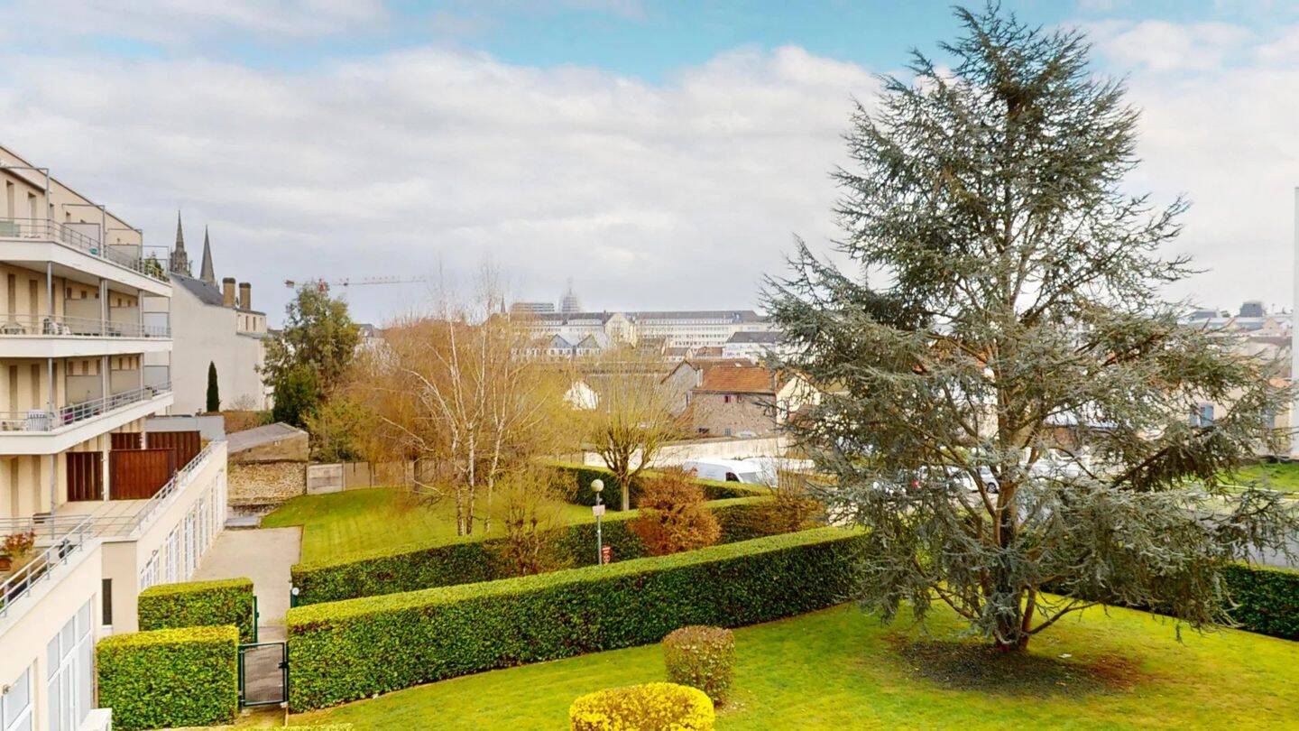Appartement 3 pièces 70 m² · à Chartres · 69,9 m² · 179 850 €