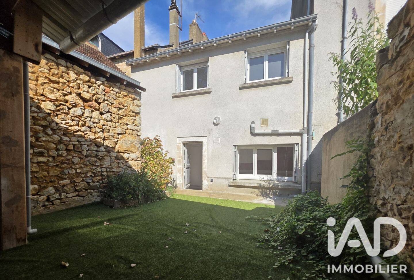 Maison 4 pièces 89 m² · à Loué · 88,7 m² · 130 500 €