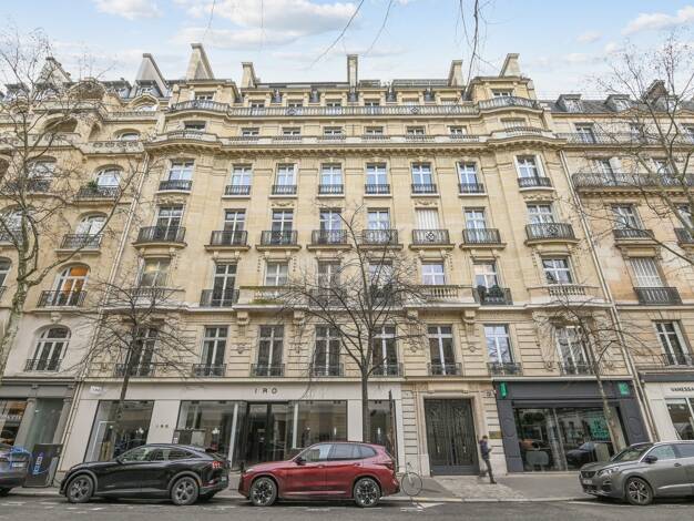 Espace bureau à vendre 4 600 000 € 330 m² de bureaux divisible de 330 m² à 330 m² Porte Dauphine Paris 16ème 75016