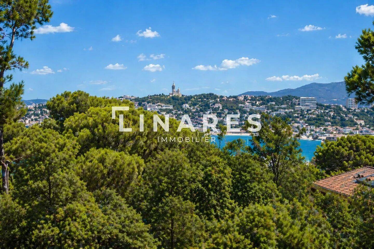 Maison 6 pièces 145 m² · à Marseille 8ème Arrondissement · 145 m² · 1 099 000 €