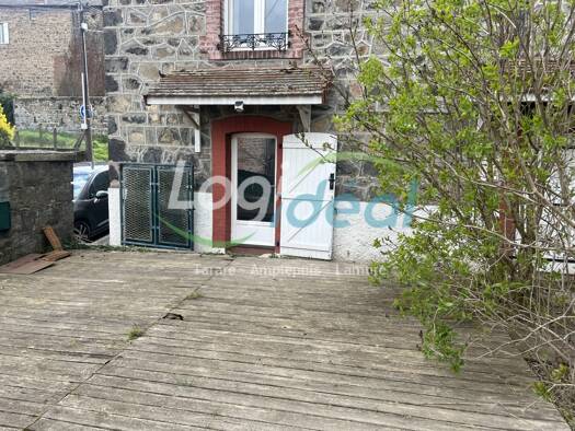 Appartement à louer 385 € 2 pièces 1 chambre 52 m² RDC Amplepuis 69550