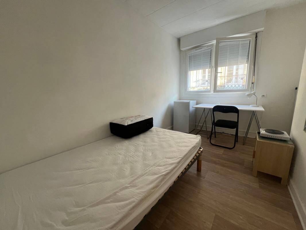 Appartement 1 pièce 11 m² · à Bordeaux · 10,9 m² · 470 €