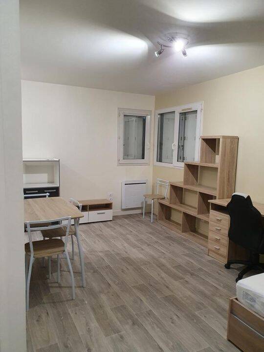 Appartement 1 pièce 25 m² · à Niort · 25 m² · 500 €