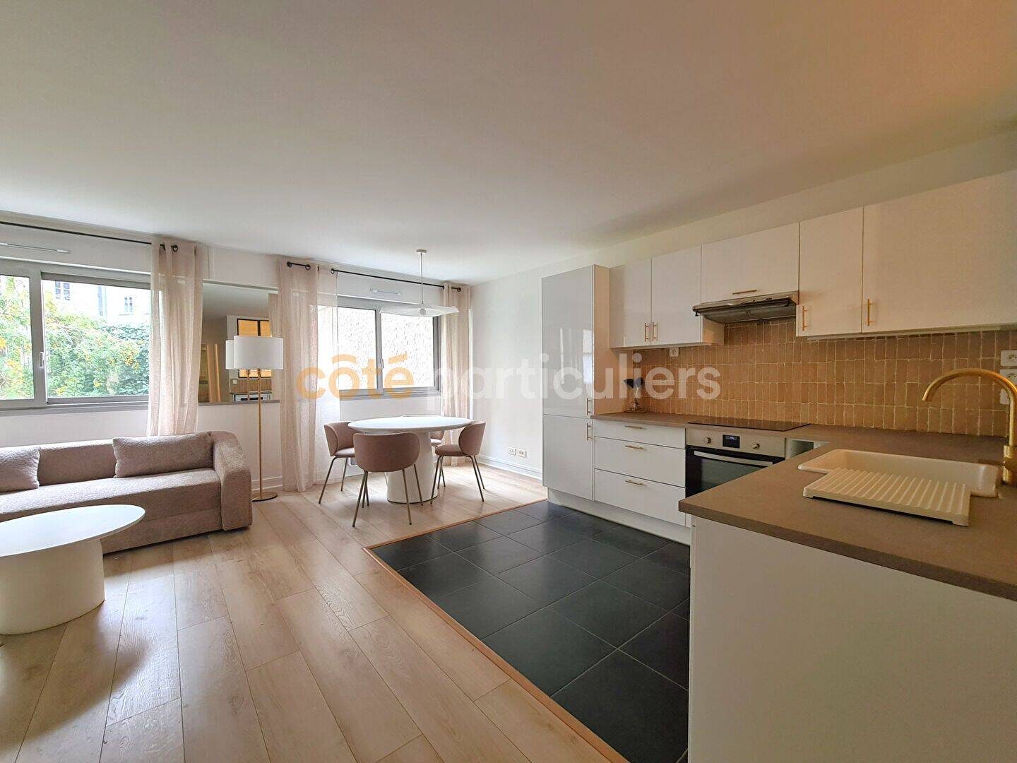 Appartement 2 pièces 42 m² · à Paris 17ème Arrondissement · 42 m² · 1 760 €