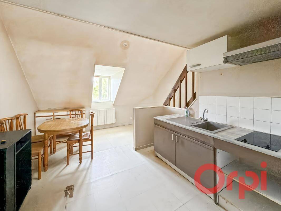 Appartement 2 pièces 28 m² · à Bourges · 27,9 m² · 60 000 €