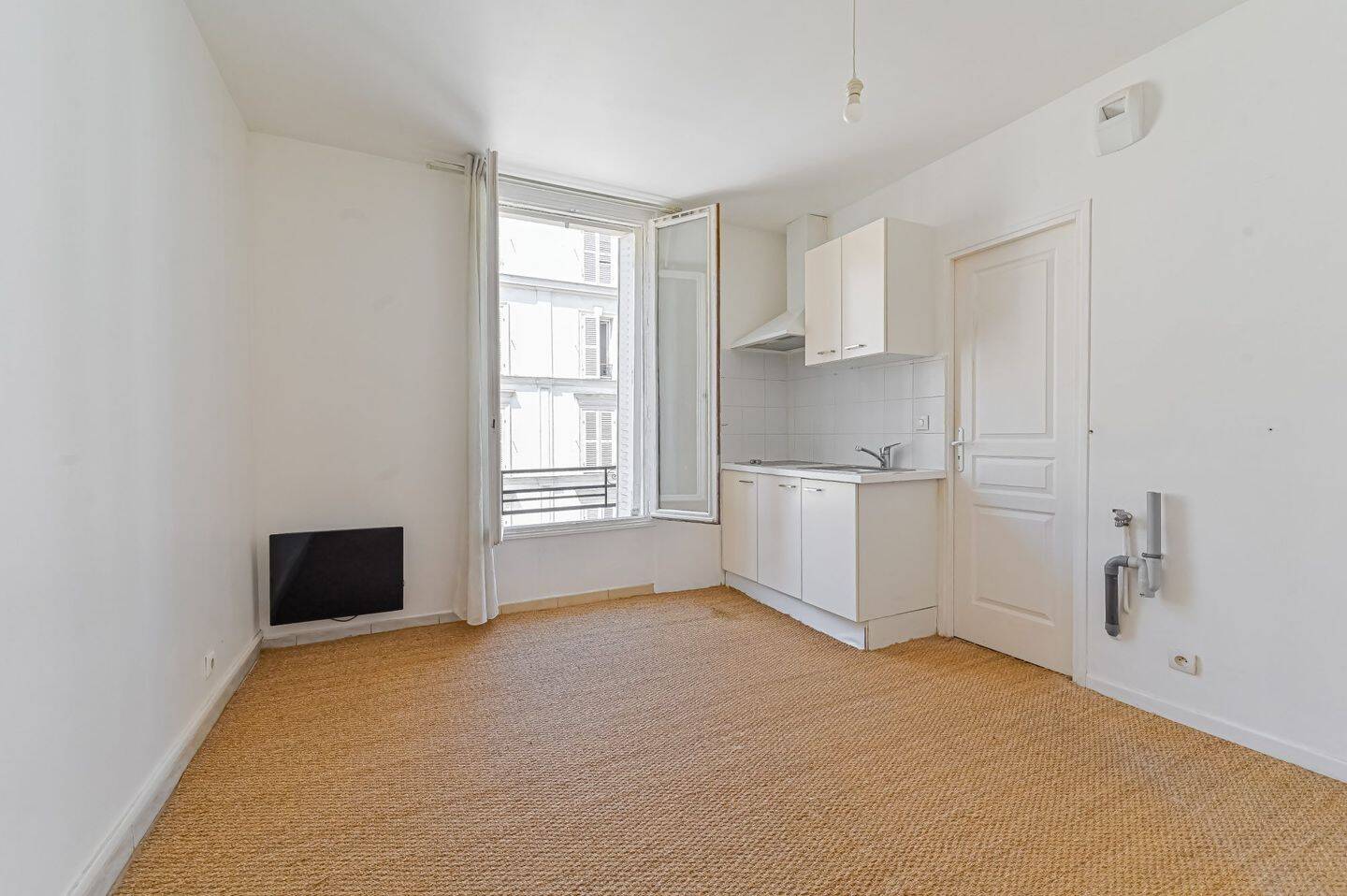 Appartement 2 pièces 28 m² · à Paris 17ème Arrondissement · 28,2 m² · 1 090 €