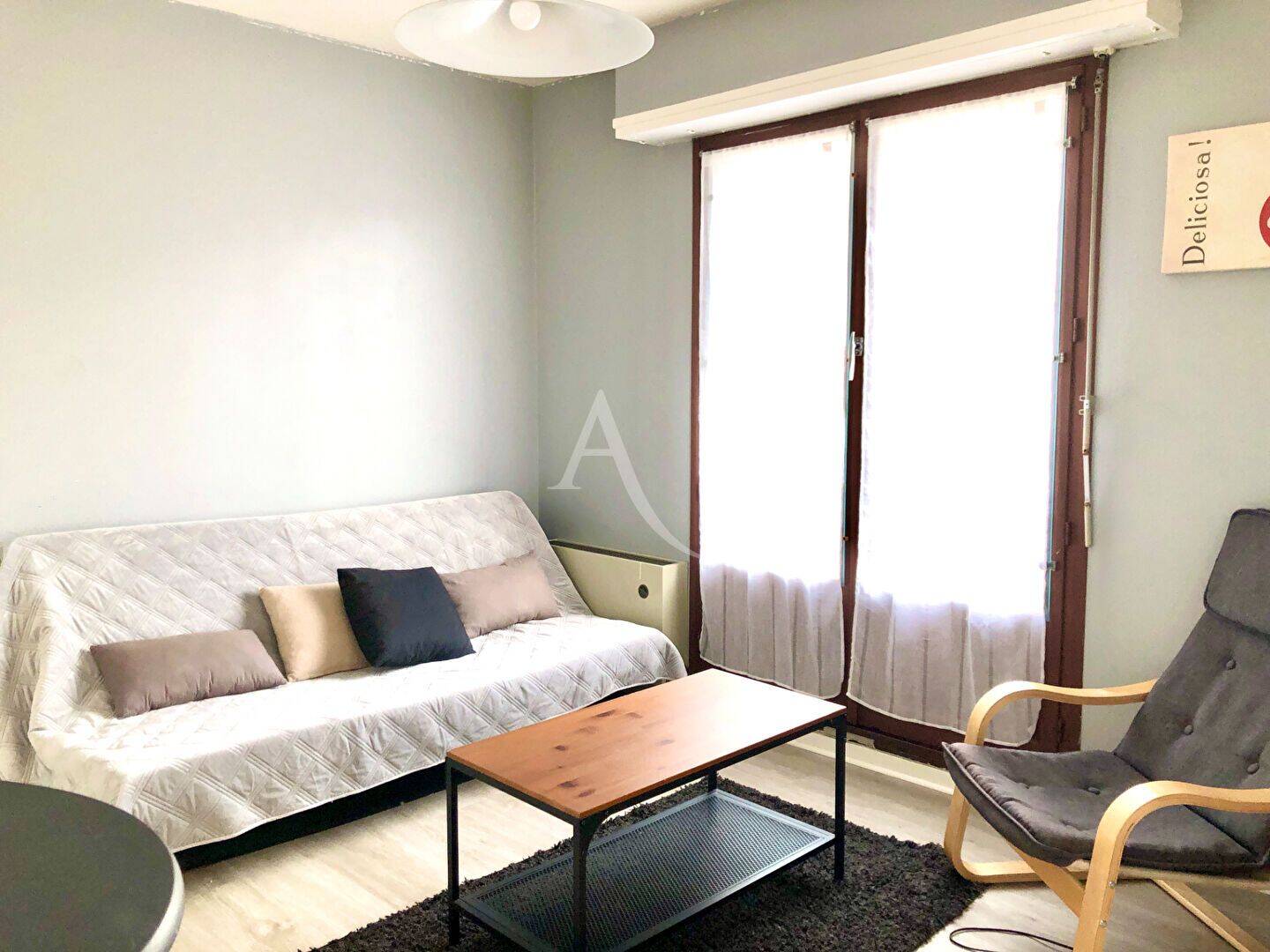 Appartement 1 pièce 27 m² · à Pau · 27 m² · 400 €