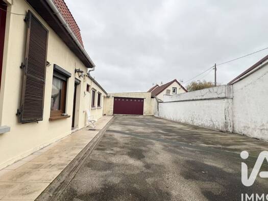 Maison à vendre 258 000 € 7 pièces 5 chambres 318 m² 1 245 m² de terrain Sainte-Marie-Kerque 62370