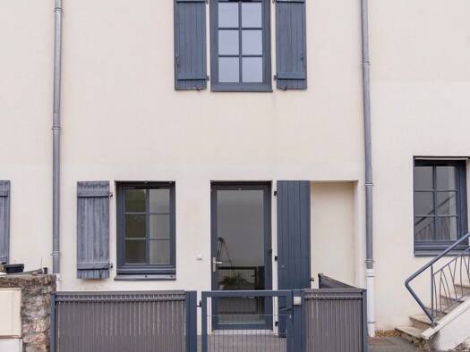 Appartement à louer 750 € 3 pièces 2 chambres 61 m² disponible dès maintenant Centre Ville Mâcon 71000