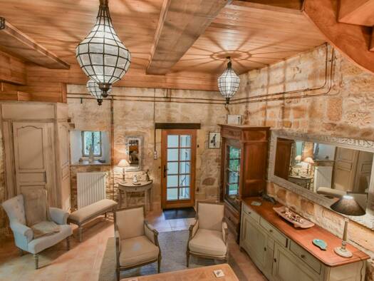 Maison à vendre 185 000 € 6 pièces 3 chambres 125 m² 662 m² de terrain Couze-et-Saint-Front 24150