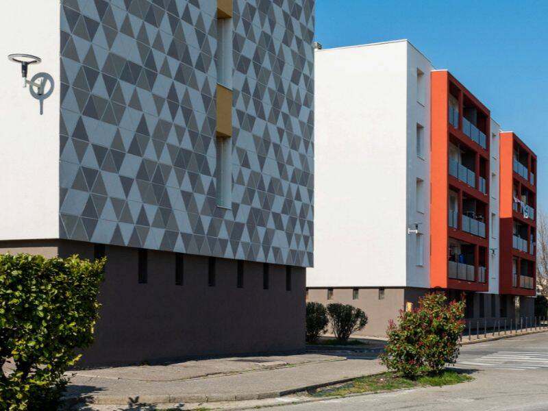 Appartement 3 pièces 75 m² · à L'Isle-sur-la-Sorgue · 75 m² · 687 €