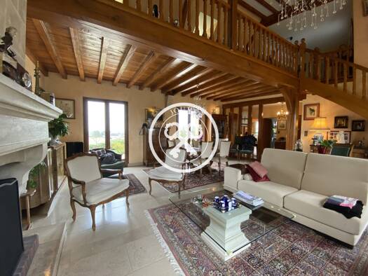 Maison à vendre 380 000 € 5 pièces 3 chambres 172 m² 3 746 m² de terrain Sainte-Savine 10300