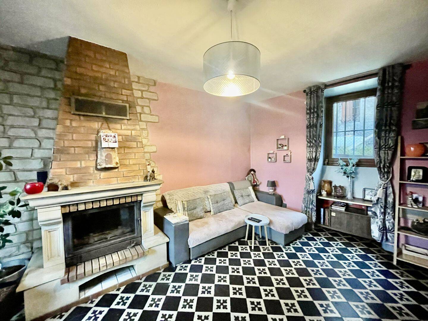 Maison 6 pièces 275 m² · à La Ravoire · 275 m² · 522 000 €