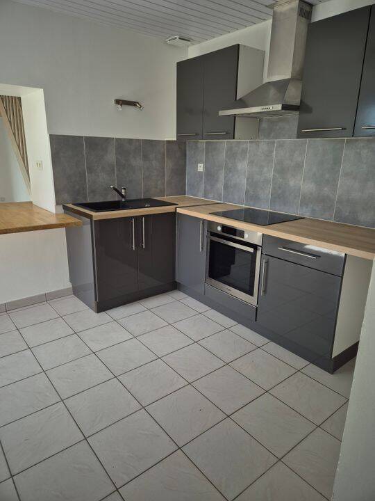 Maison 3 pièces 85 m² · à Marennes-Hiers-Brouage · 85 m² · 900 €