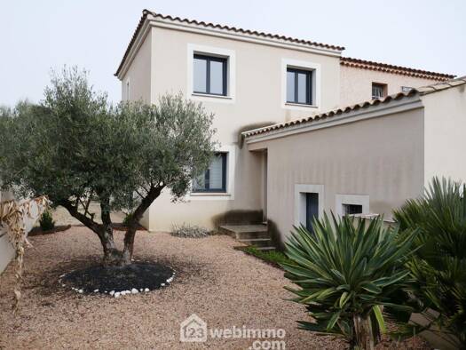 Villa à vendre 300 000 € 4 pièces 1 chambre 90 m² 310 m² de terrain Zone Industrielle Arles 13200