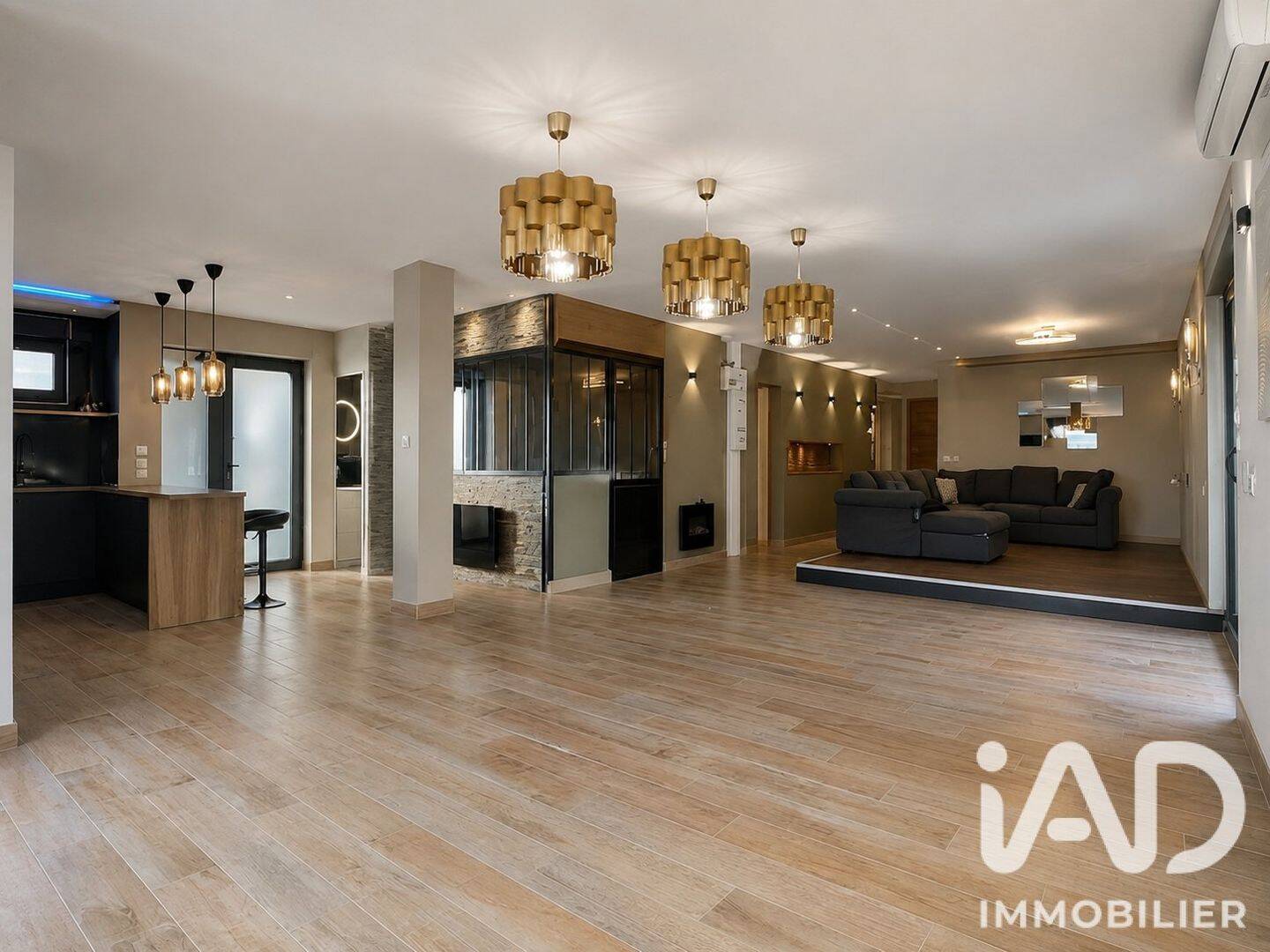 Maison 7 pièces 180 m² · à Montluçon · 180 m² · 304 000 €