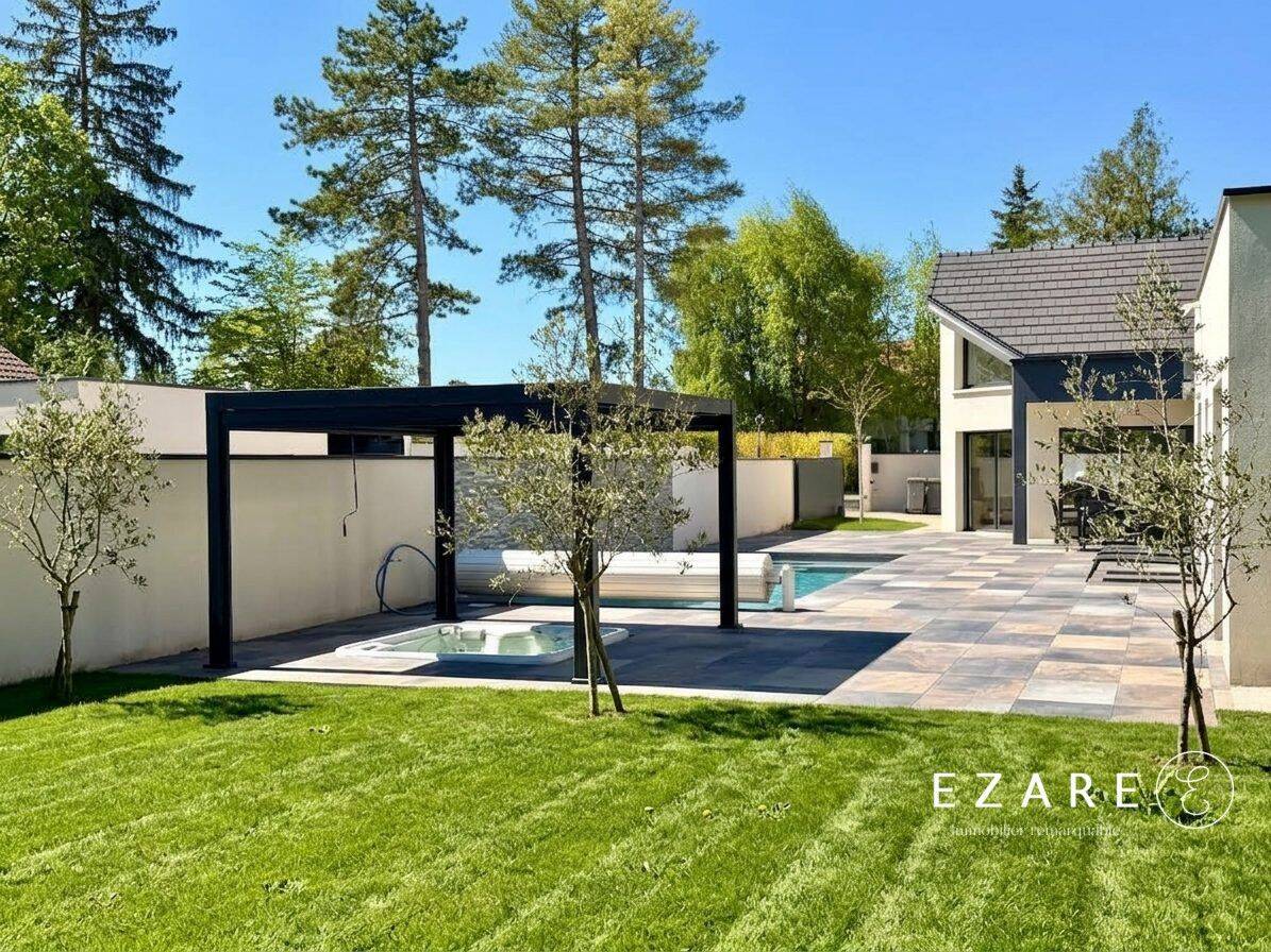 Maison 7 pièces 200 m² · à Bretigny · 200 m² · 820 000 €