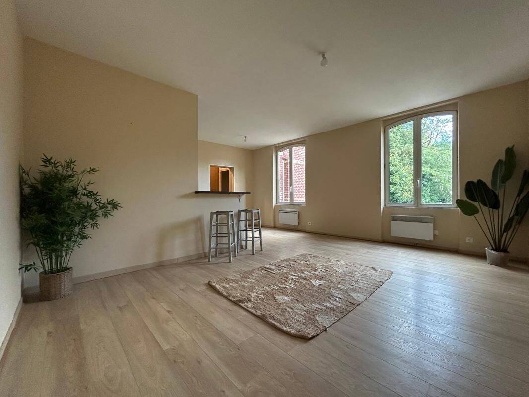Appartement 5 pièces 126 m² · à Compiègne · 126,1 m² · 1 200 €