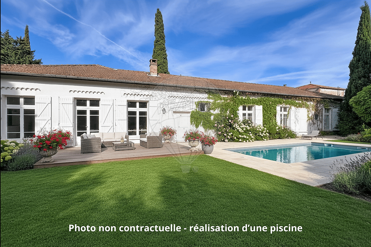 Maison 6 pièces 256 m² · à Nîmes · 256 m² · 449 000 €