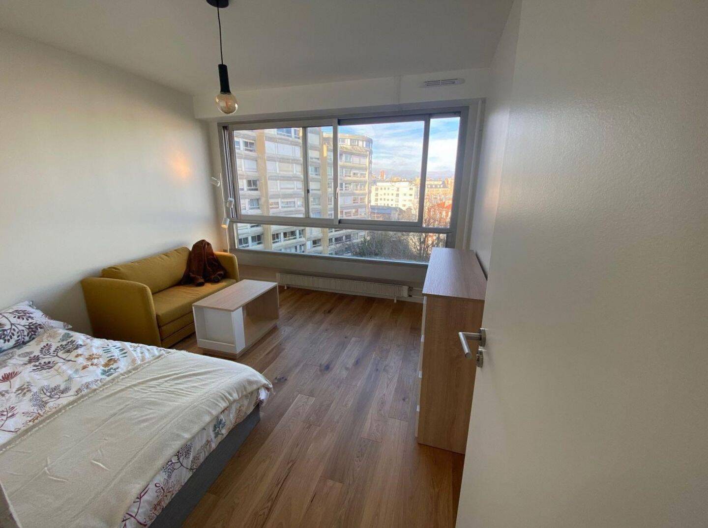 Appartement 1 pièce 18 m² · à Paris 15ème Arrondissement · 18 m² · 1 250 €